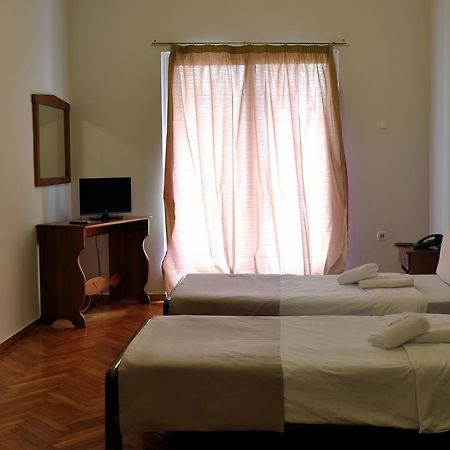 Achillion Apartment Athènes Extérieur photo